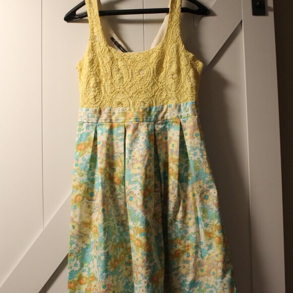 MAURICES EMPIRE WAIST FIT N FLARE DRESS ABSOLUTELY ADORABLE SIZE 7/8 - Picture 1 of 3